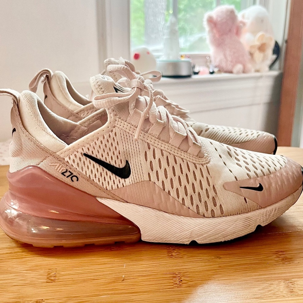 Nike AirMax 270, pink